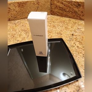 Mac Goldlite Strobe Cream